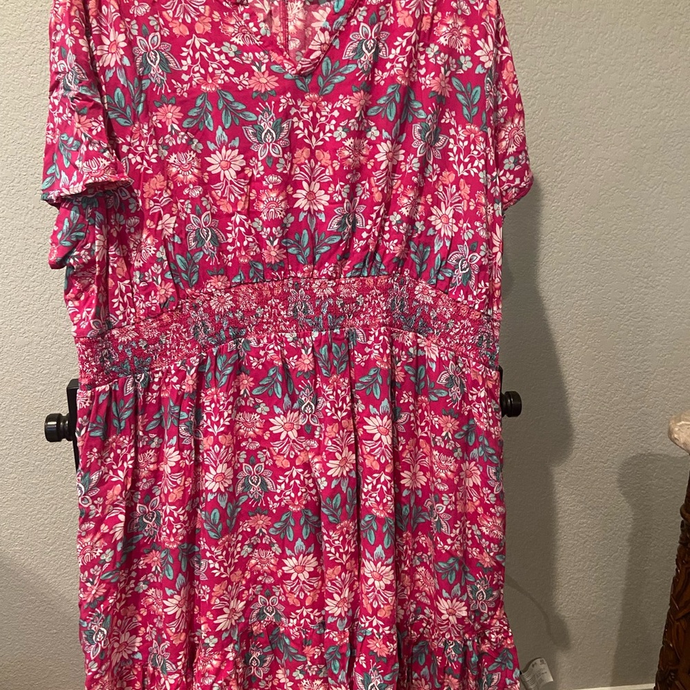 Croft & Barrow Pink and White Floral Casual Dress